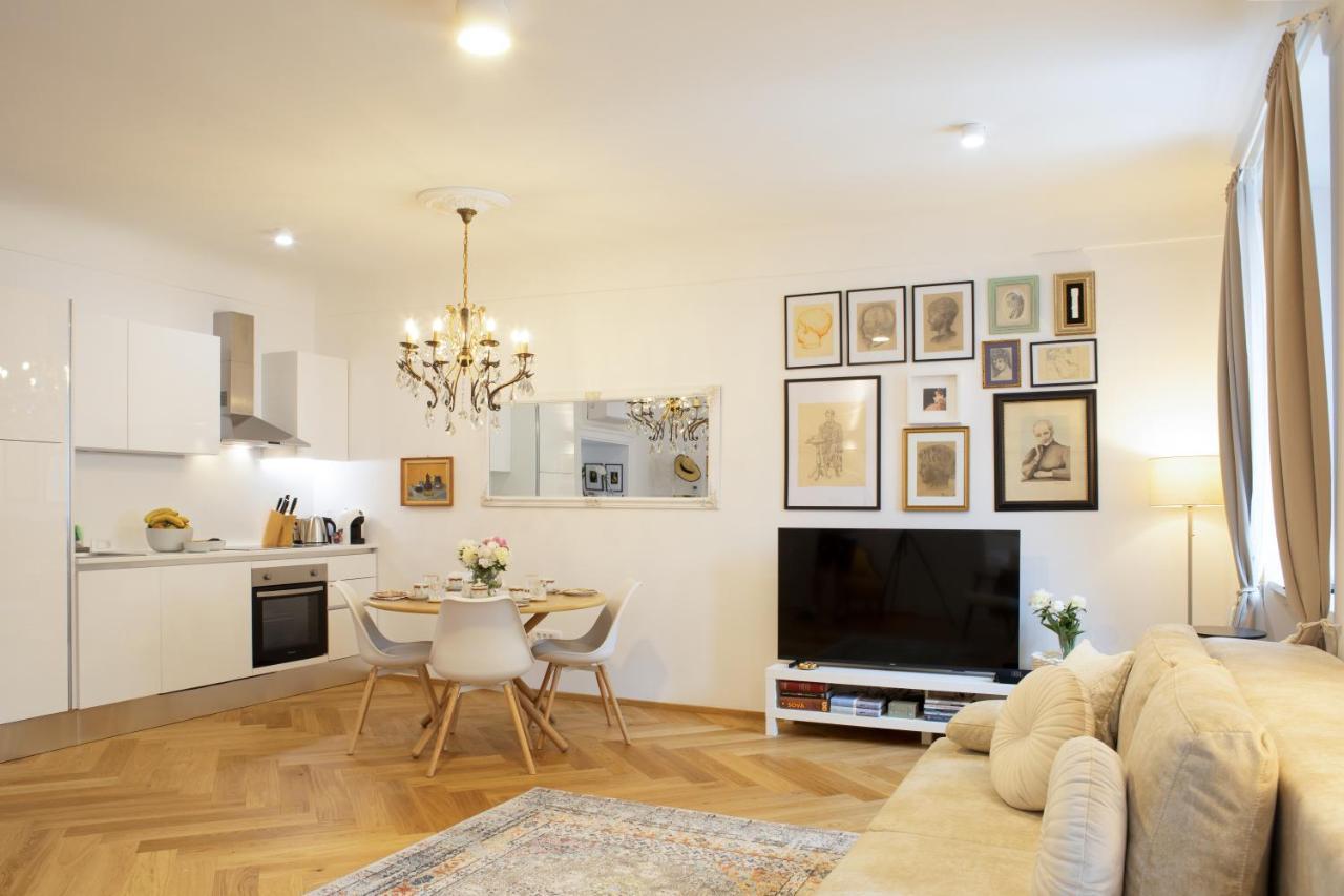 Stylish Apartment In Historical Center Lubiana Esterno foto